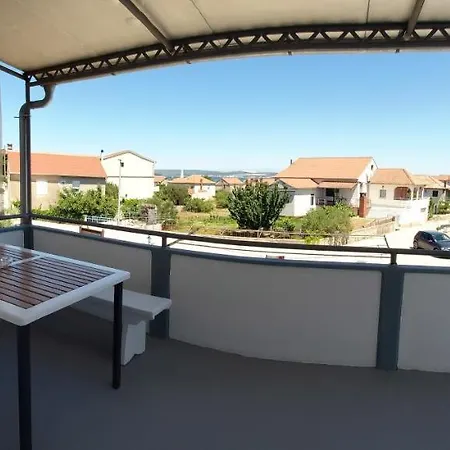 Seaside Holiday House Tkon, Pasman - 14664 טקון